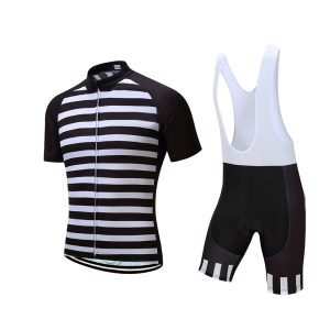 Cycling Uniform